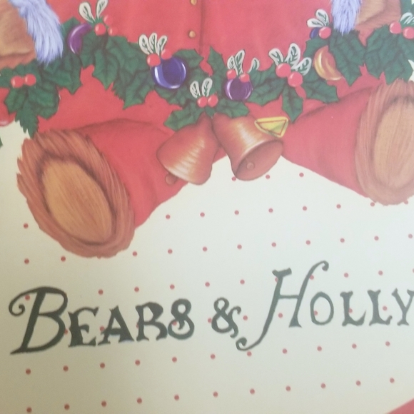 2 13 Inch Tin Christmas Cookie Trays with Deck the Halls with Bears and Holly - Picture 6 of 6